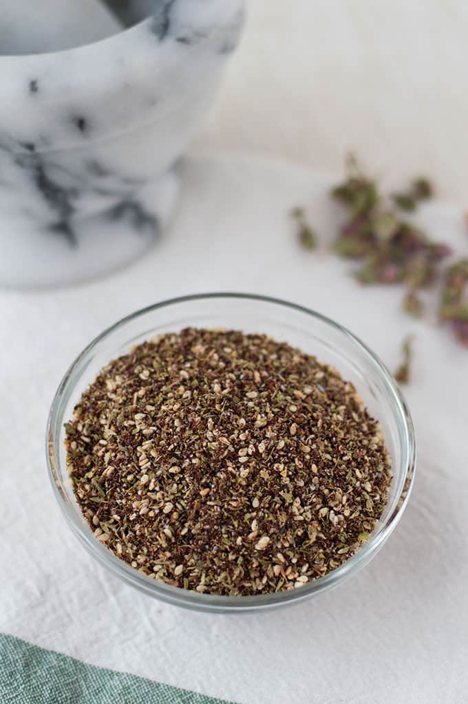 A bowl of za\'atar seasoning.