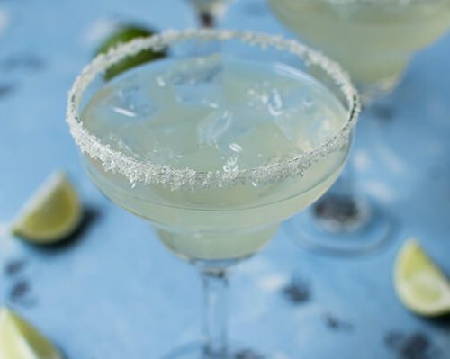 Celebrating Cinco de Mayo with Pitcher Margaritas | omgfood.com