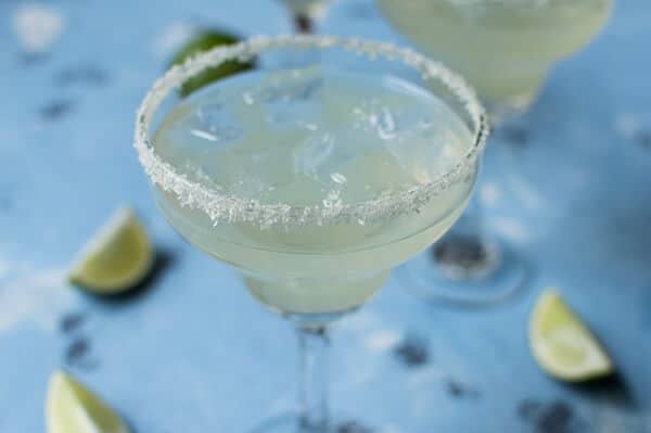 Celebrating Cinco de Mayo with Pitcher Margaritas | omgfood.com