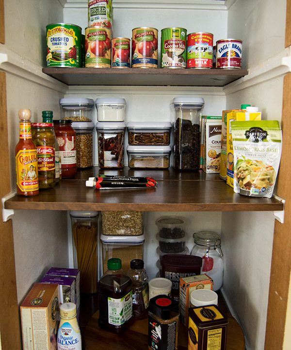 Spring Cleaning and Organizing the Pantry | omgfood.com