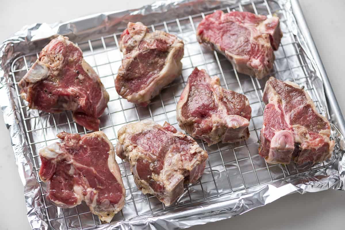 Lamb Loin Chops with Ladolemono | OMGfood